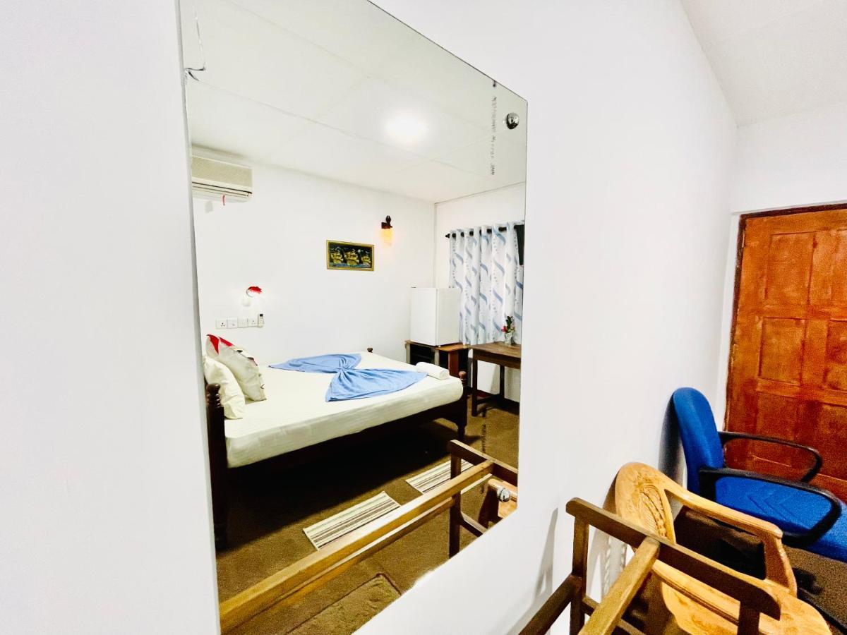 Nethusali Guest House ヒッカドゥワ エクステリア 写真